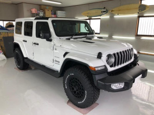 2024y Jeep Wrangler Unlimited Sahara